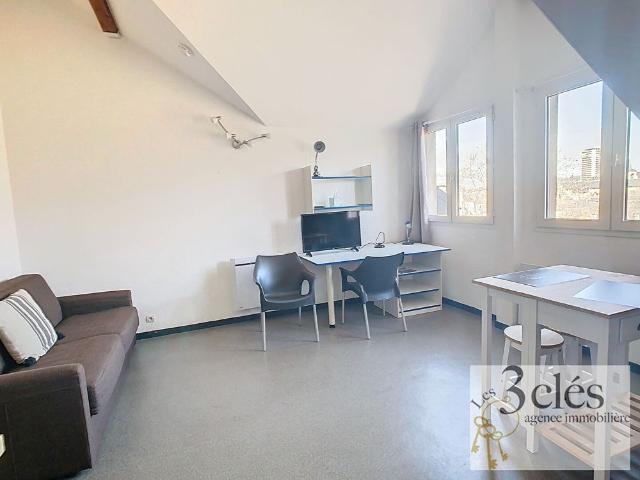 Location Appartement 1 pièce 25m²