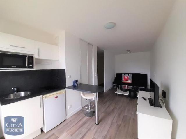Location Appartement 1 pièce 25m² TOURS 37000