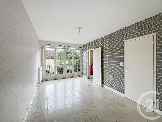 Location Appartement 1 pièce 25m² TROYES 10000