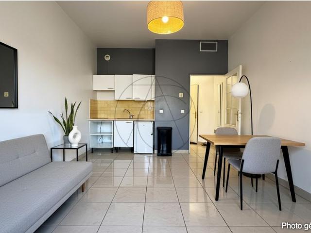Location Appartement 1 pièce 25m² AIX EN PROVENCE 13100
