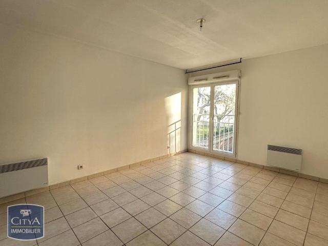 Location Appartement 1 pièce 25m² BEZIERS 34500