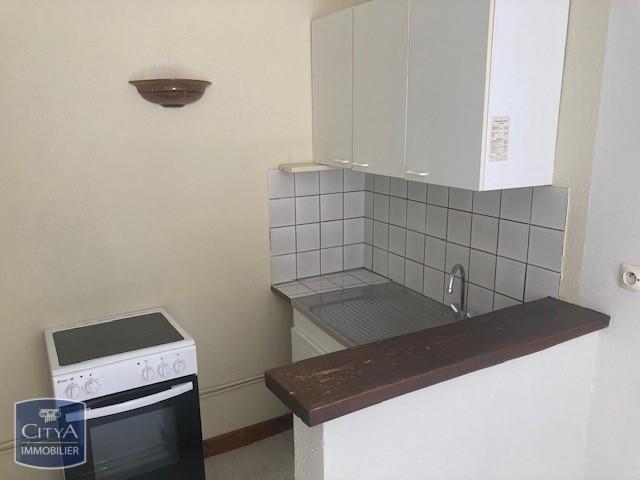 Location Appartement 1 pièce 25m² BOURGES 18000