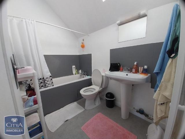Location Appartement 1 pièce 25m² BRIVE LA GAILLARDE 19100