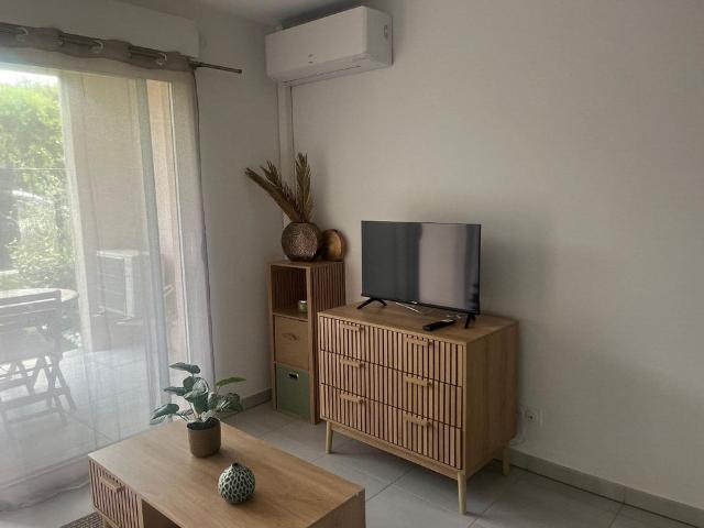 Location Appartement 1 pièce 25m² BRIGNOLES 83170