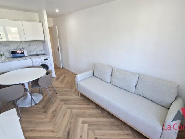 Location Appartement 1 pièce 25m² CARRY LE ROUET 13620