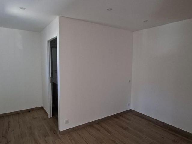 Location Appartement 1 pièce 25m² GORGES 44190