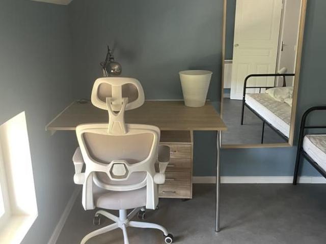Location Appartement 1 pièce 25m² LE CREUSOT 71200