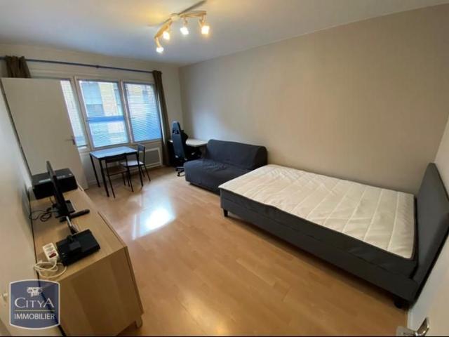 Location Appartement 1 pièce 25m² LILLE 59000