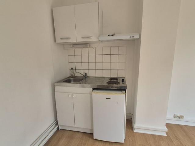 Location Appartement 1 pièce 25m² LILLE 59000