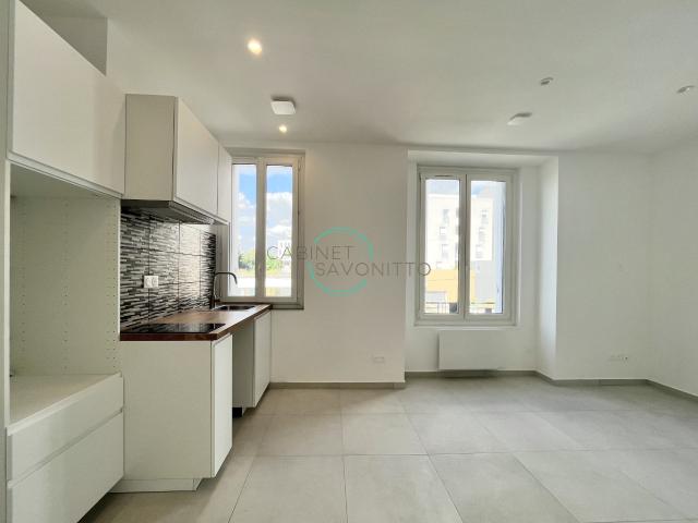 Location Appartement 1 pièce 25m² MARSEILLE 12ème