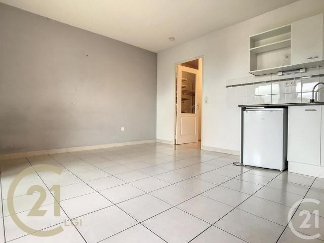 Location Appartement 1 pièce 25m² MONTPELLIER 34090