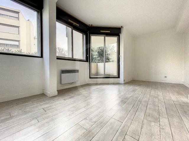 Location Appartement 1 pièce 25m² MONTPELLIER 34090