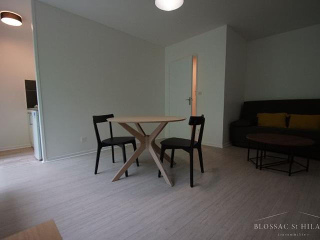 Location Appartement 1 pièce 25m² POITIERS 86000