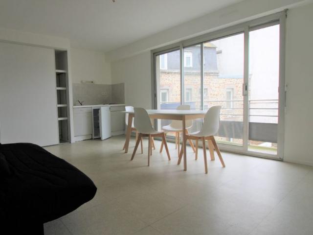Location Appartement 1 pièce 25m² ST BRIEUC 22000