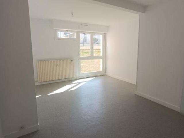 Location Appartement 1 pièce 25m² ST BRIEUC 22000