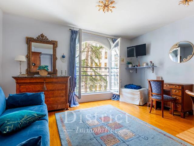 Location Appartement 1 pièce 26 m2 Paris 8ème