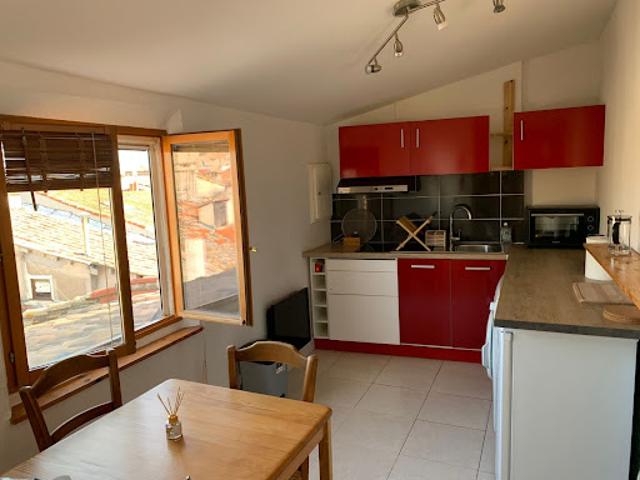 Location Appartement 1 pièce 26 m2 Pezenas