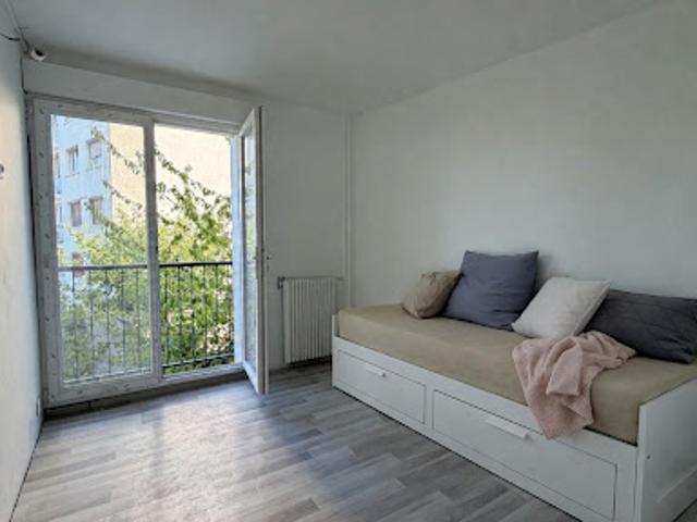 Location Appartement 1 pièce 26 m2 Saint maur des fosses