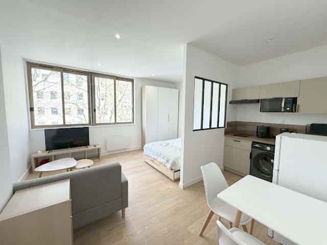 Location Appartement 1 pièce 25 m2 Saint Etienne
