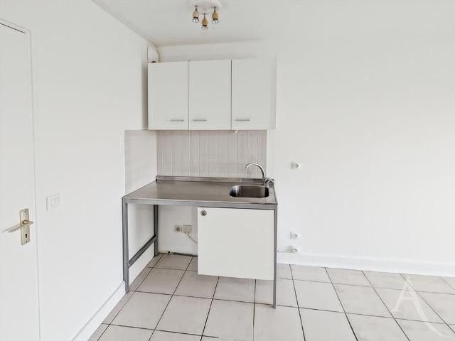 Location appartement 1 pièce, 26.07m², Sainte Geneviève des Bois