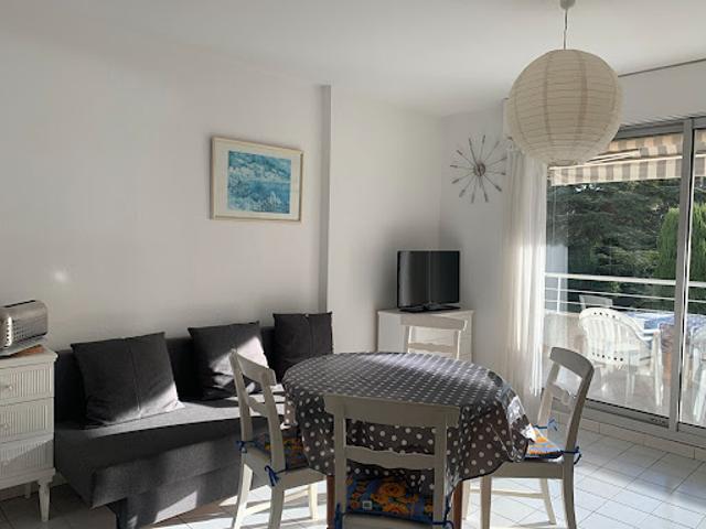 Location Appartement 1 pièce 26.15 m2 La Ciotat