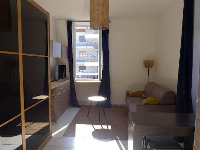 Location Appartement 1 pièce 26.15 m2 Saint Paul Trois Châteaux