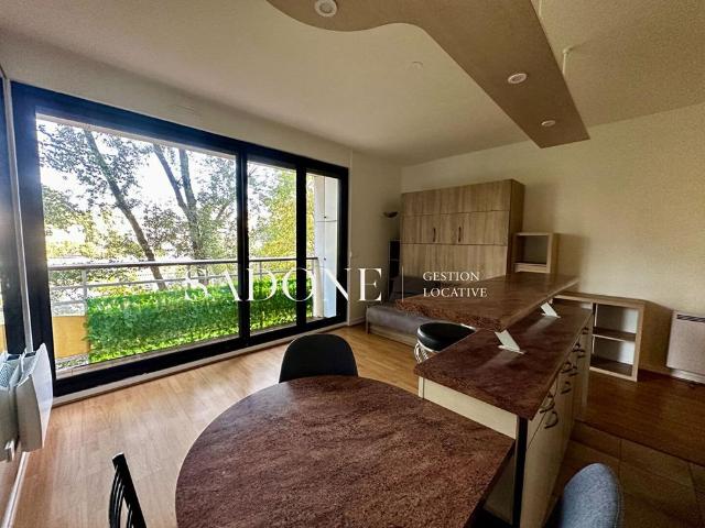 Location Appartement 1 pièce 26,12 m² à Levallois Perret