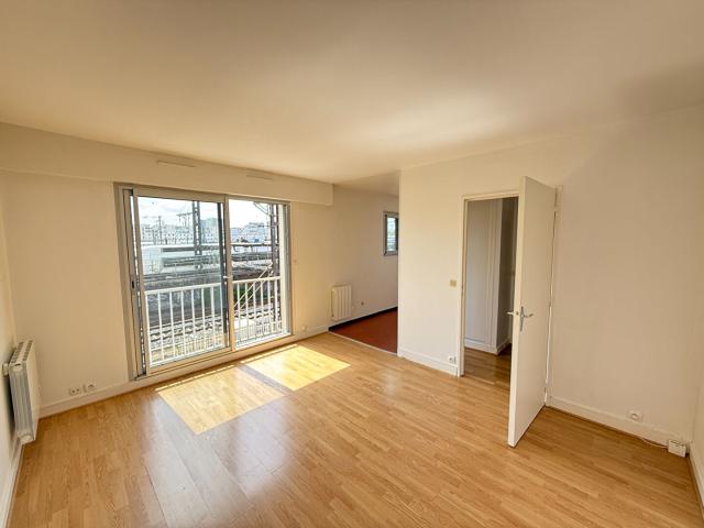 Location appartement 1 pièce, 26.22m², Paris 12