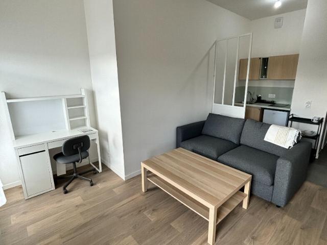 Location appartement 1 pièce, 26.40m², Palaiseau