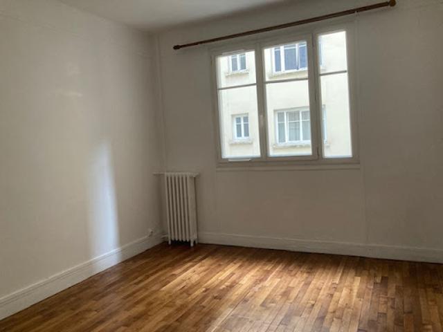 Location Appartement 1 pièce 26.78 m2 Issy les Moulineaux