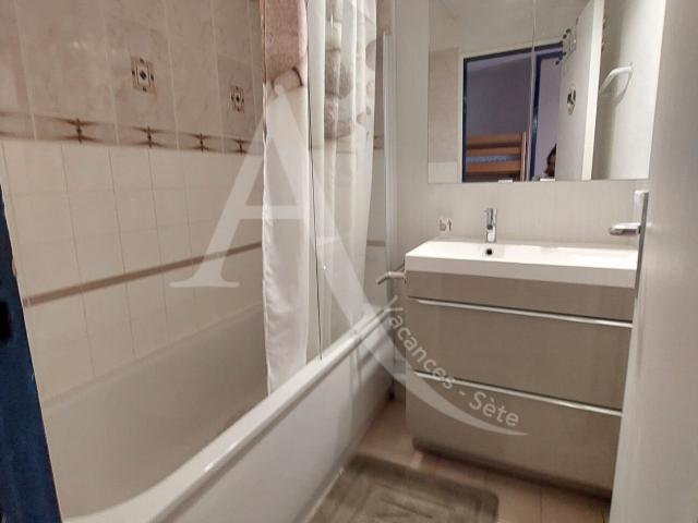 Location appartement 1 pièce, 26.82m², Sète