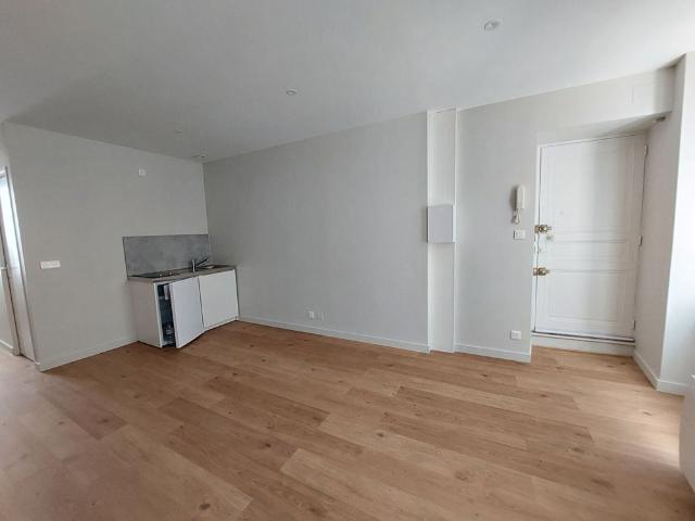 Location Appartement 1 pièce 26m²