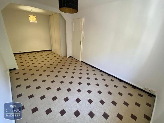 Location Appartement 1 pièce 26m² TOULON 83000