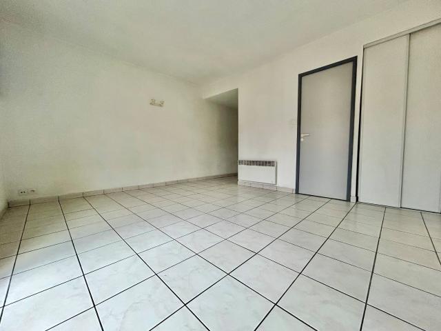 Location Appartement 1 pièce 26m² TOULOUSE 31400