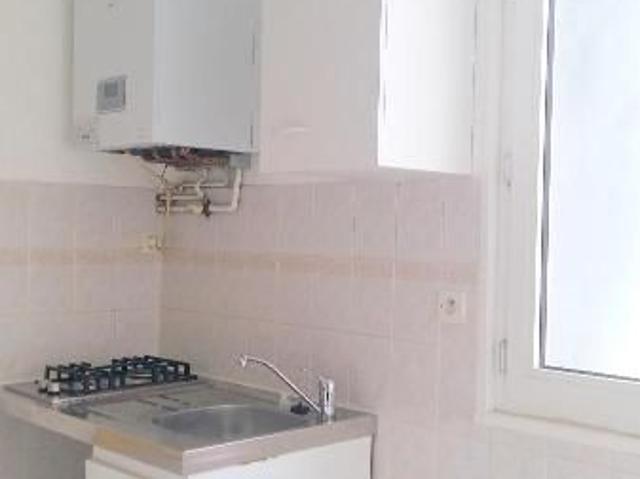 Location Appartement 1 pièce 26m² TOURS 37000