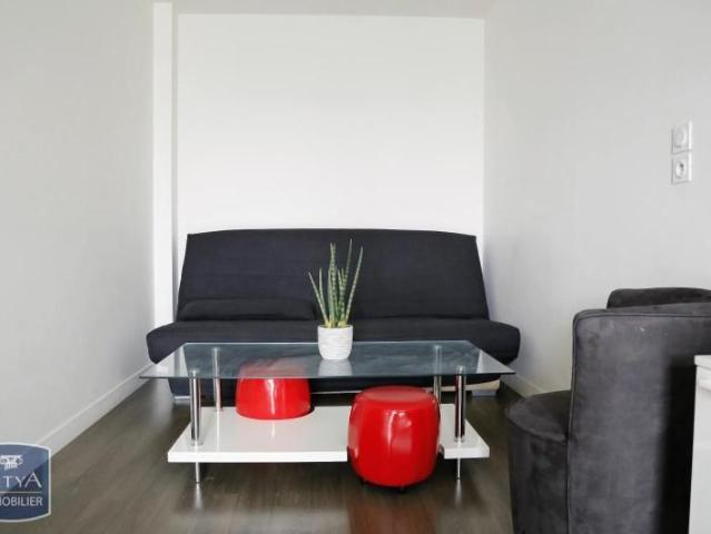Location Appartement 1 pièce 26m² TOURS 37000
