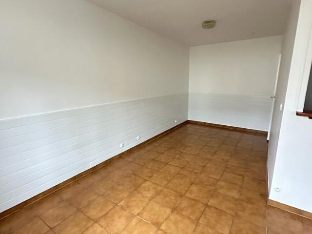Location Appartement 1 pièce 26m² VILLEPARISIS 77270
