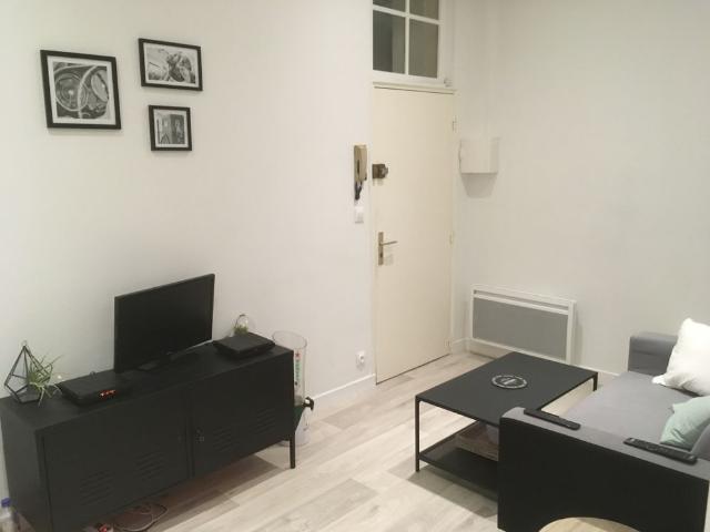 Location Appartement 1 pièce 26m² ANGERS 49000