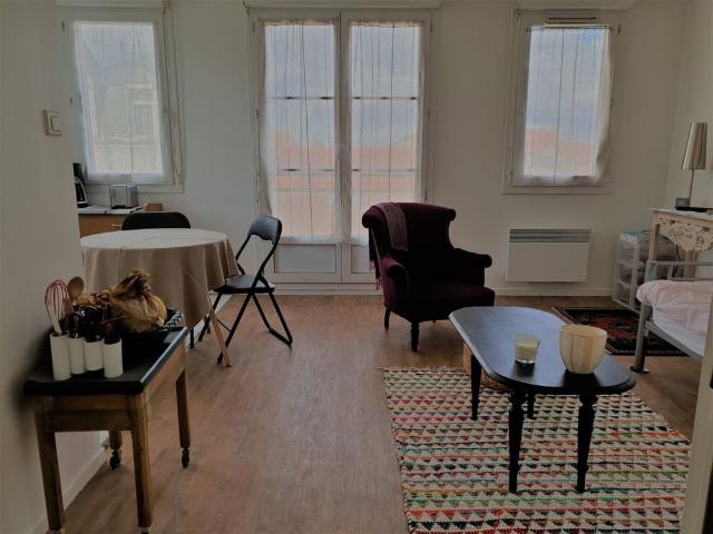 Location Appartement 1 pièce 26m² ARRAS 62000