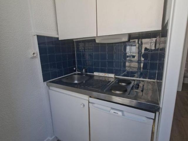 Location Appartement 1 pièce 26m² BORDEAUX 33000