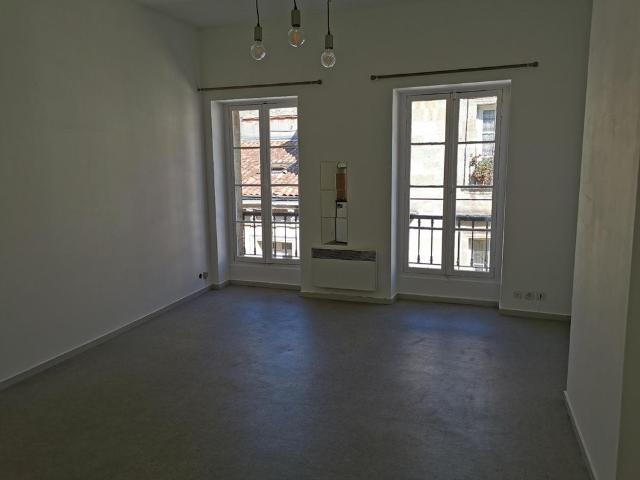 Location Appartement 1 pièce 26m² BORDEAUX 33000
