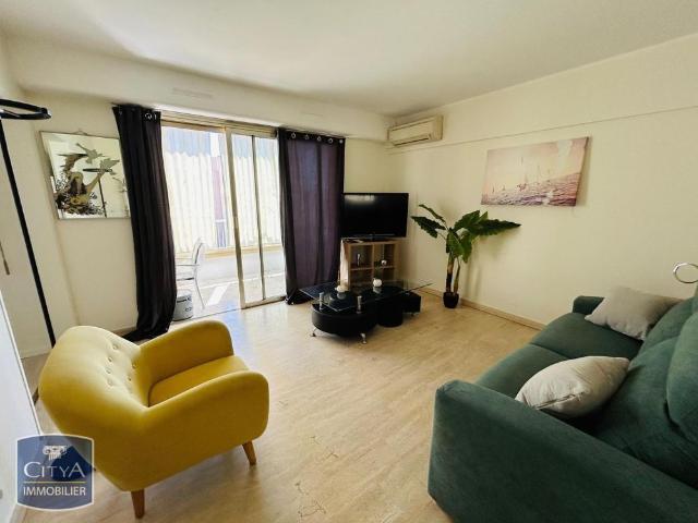 Location Appartement 1 pièce 26m² CANNES 06400