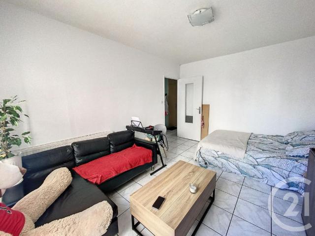 Location Appartement 1 pièce 26m² CLERMONT FERRAND 63000