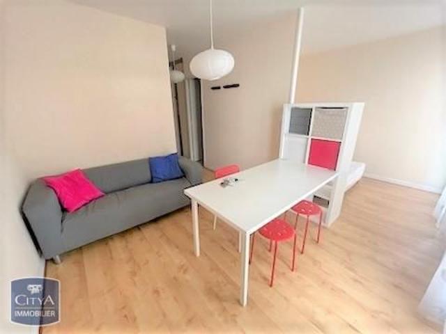Location Appartement 1 pièce 26m² CLERMONT FERRAND 63000