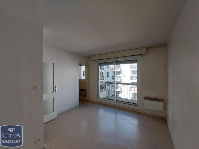Location Appartement 1 pièce 26m² CLERMONT FERRAND 63000