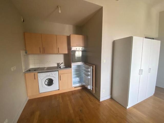 Location Appartement 1 pièce 26m² DIJON 21000