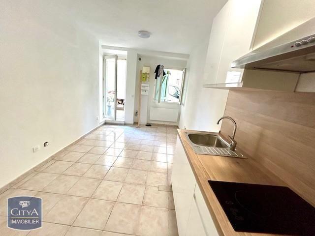 Location Appartement 1 pièce 26m² GARDANNE 13120