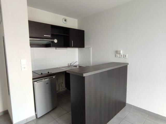 Location Appartement 1 pièce 26m² LAUNAGUET 31140
