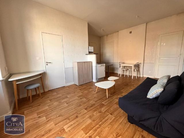 Location Appartement 1 pièce 26m² LAVAL 53000