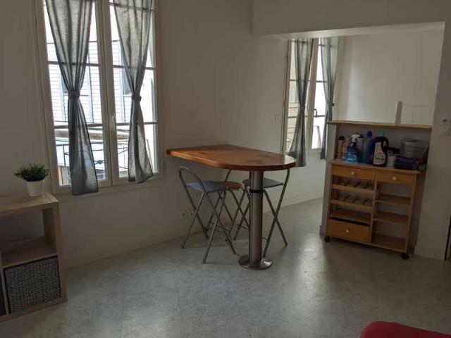 Location Appartement 1 pièce 26m² NIORT 79000